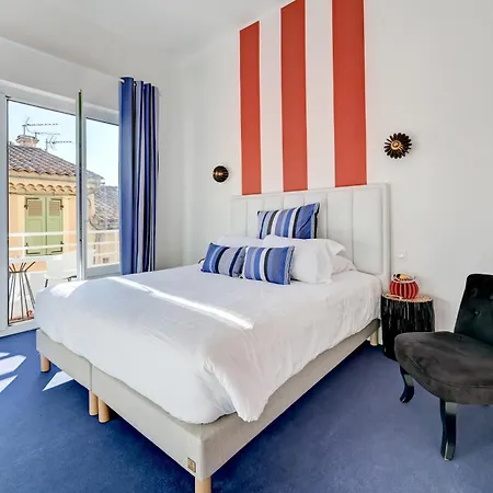 Espadon Bleu Le Lavandou