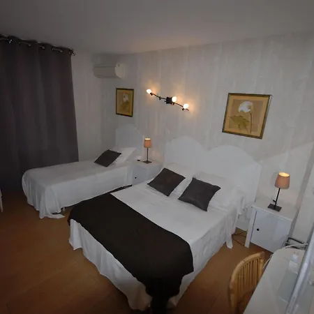 Hotel Espadon Bleu 3*