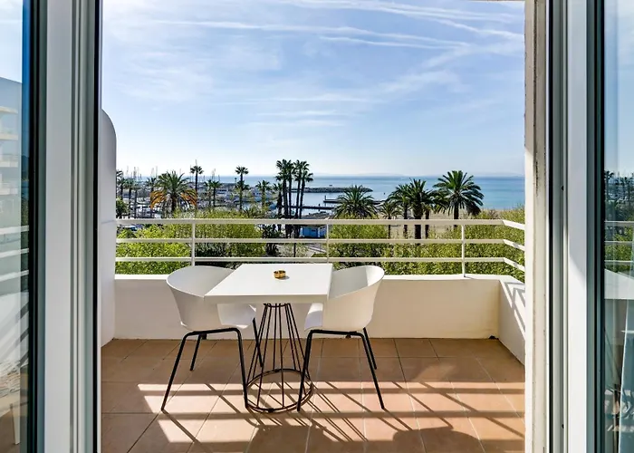 Espadon Bleu Hotel