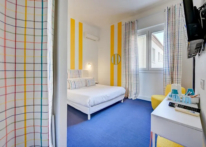 Espadon Bleu Hotel