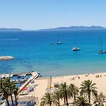 Hotel Espadon Bleu 3*