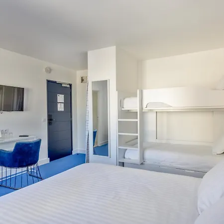 Espadon Bleu Hotel