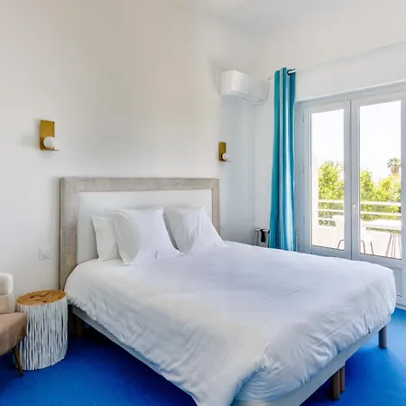 Espadon Bleu Hotel