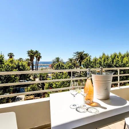 Espadon Bleu Hotell Le Lavandou