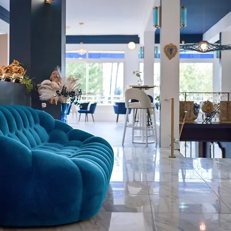 Espadon Bleu Hotel