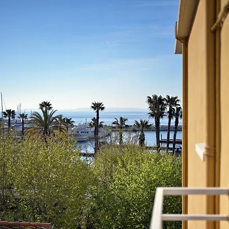 Espadon Bleu Hotel
