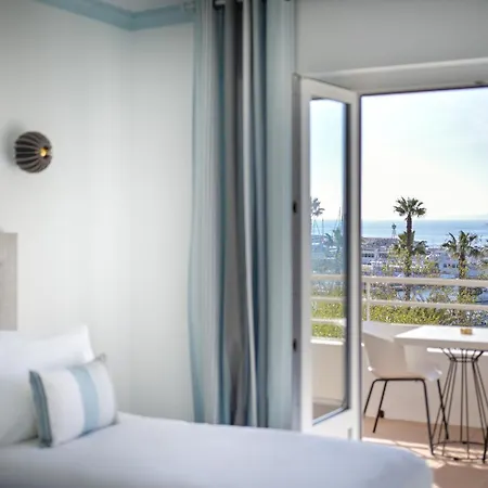 Espadon Bleu Le Lavandou