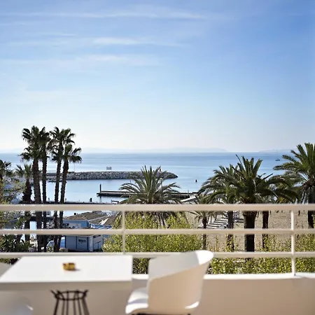 Espadon Bleu Hotell