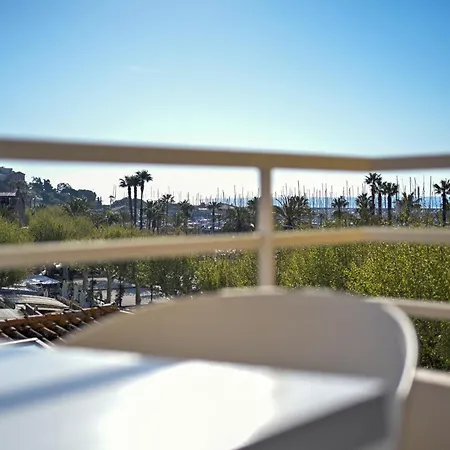 Hotell Espadon Bleu 3*