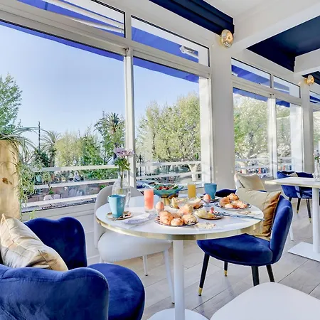 Espadon Bleu Hotell Le Lavandou