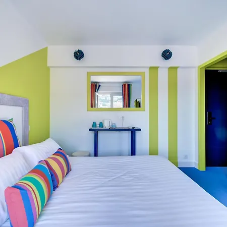 Hotel Espadon Bleu 3*