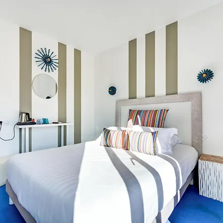 Hotel Espadon Bleu