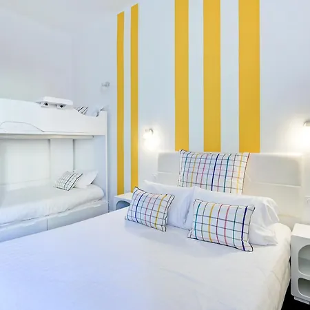 Espadon Bleu Hotel 3*