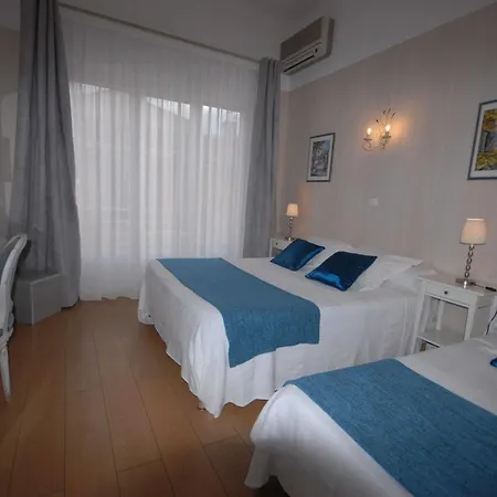 Espadon Bleu Hotell 3*